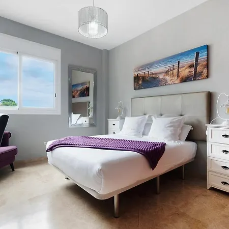 Luxury Candesol Apartamento *