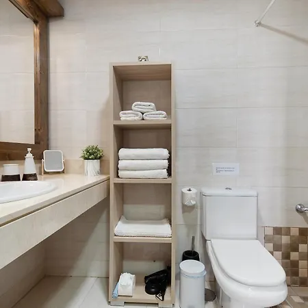 Luxury Candesol Apartamento *