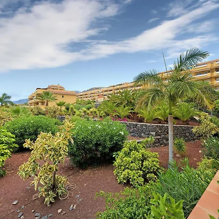 Luxury Candesol Apartamento *